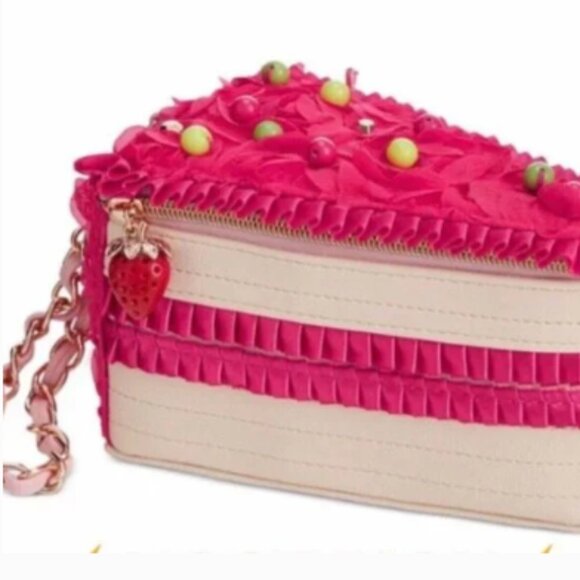 NWT Betsey Johnson LETS EAT CAKE WRISTLET-COLLECTIBLE - Picture 11 of 12